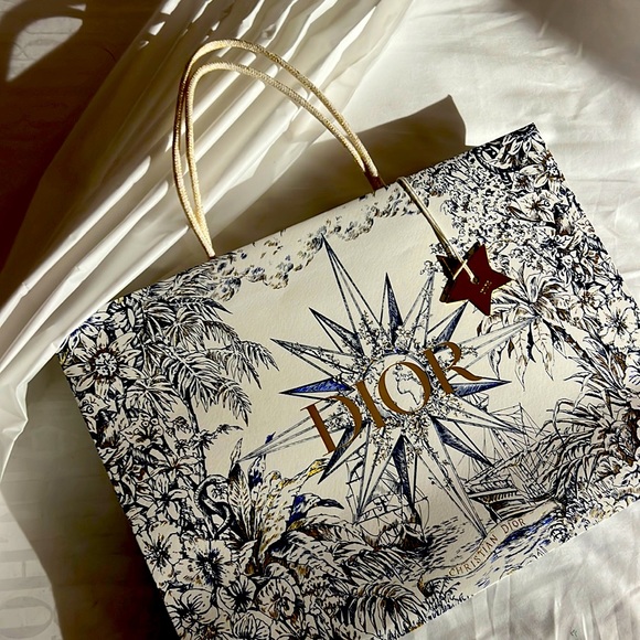Dior Handbags - Dior bag, tissue paper and star charm